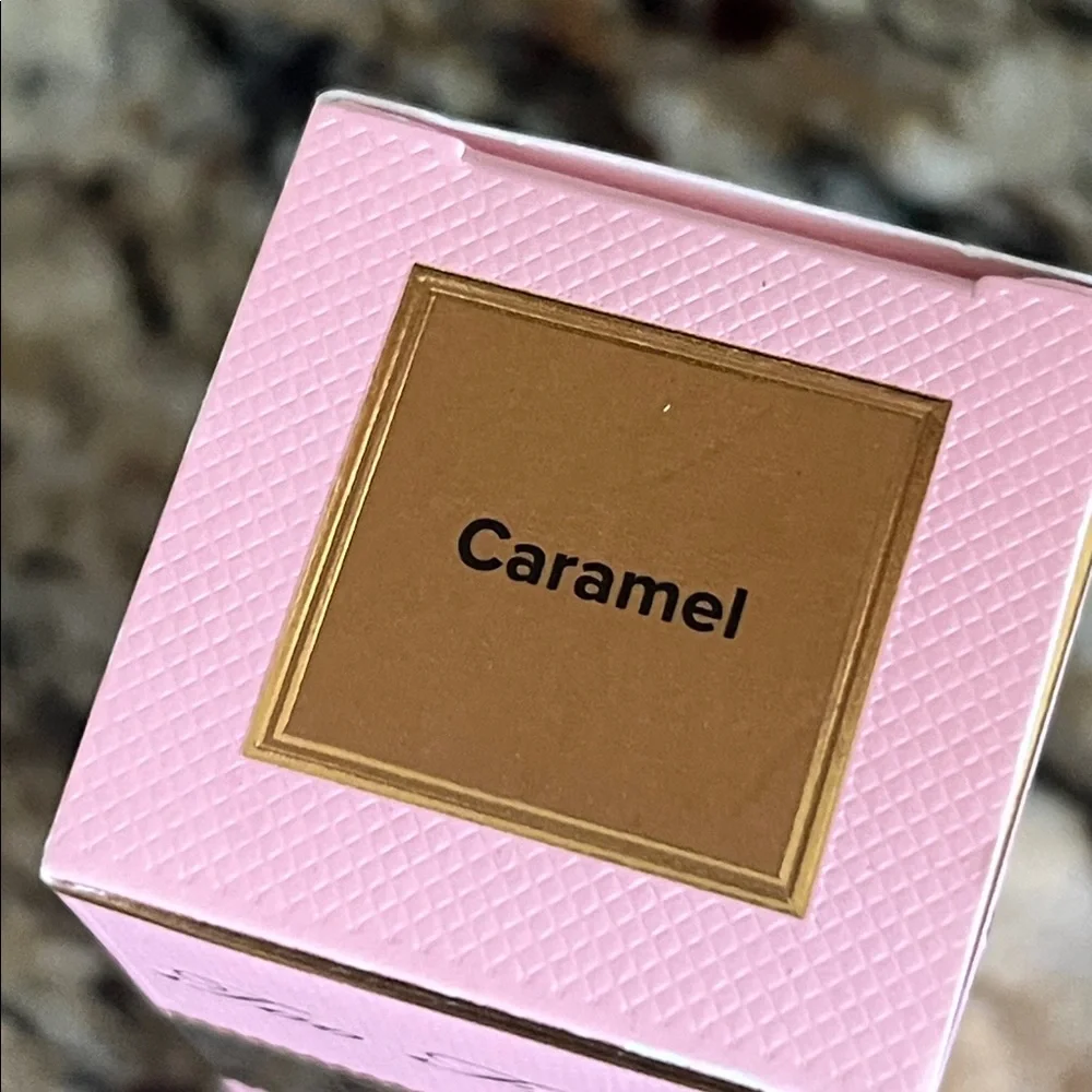 ⚡️🎃Too Faced Born This Way Foundation Caramel